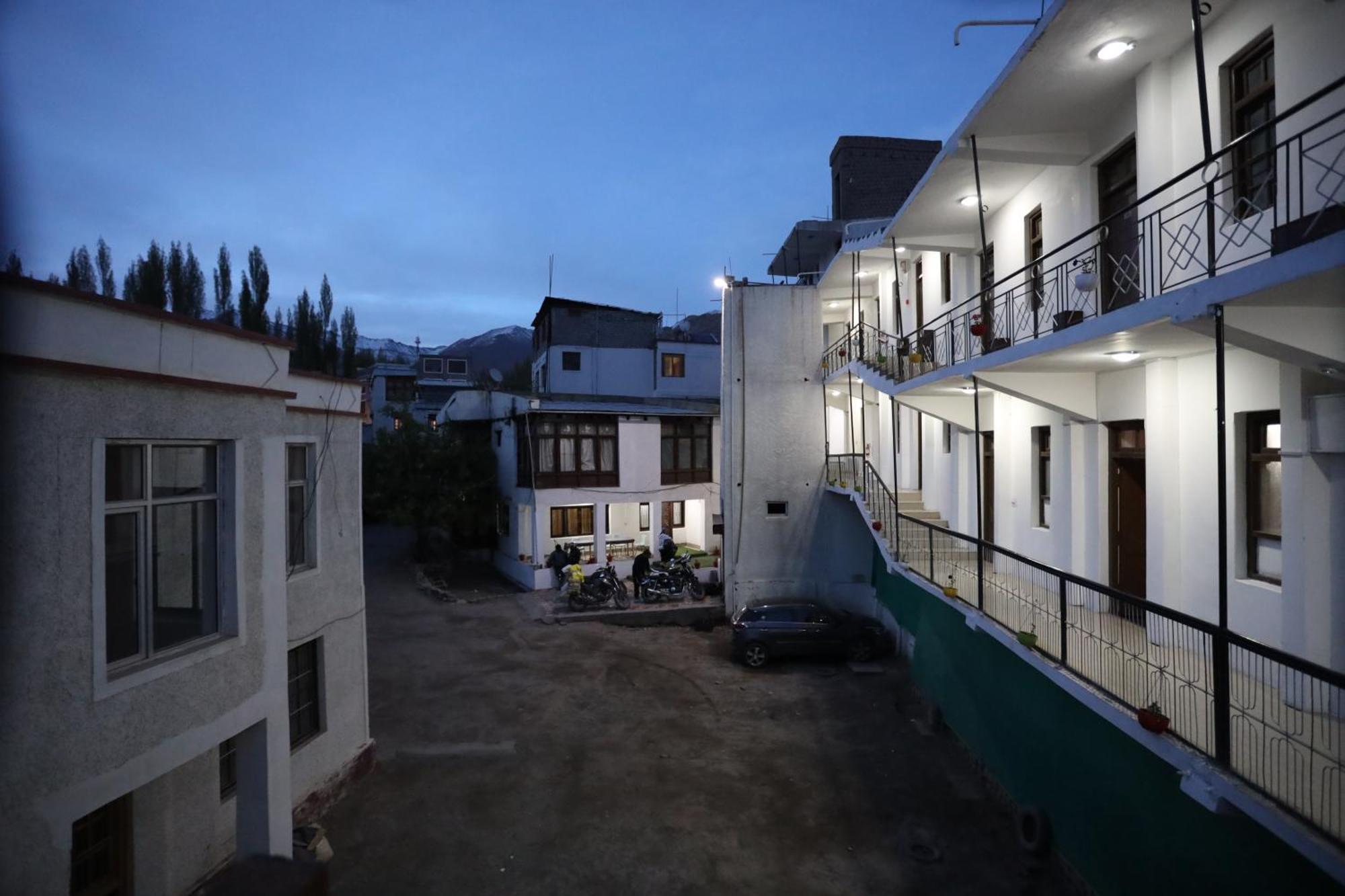 Hotel Jan Palace เลห์ ภายนอก รูปภาพ