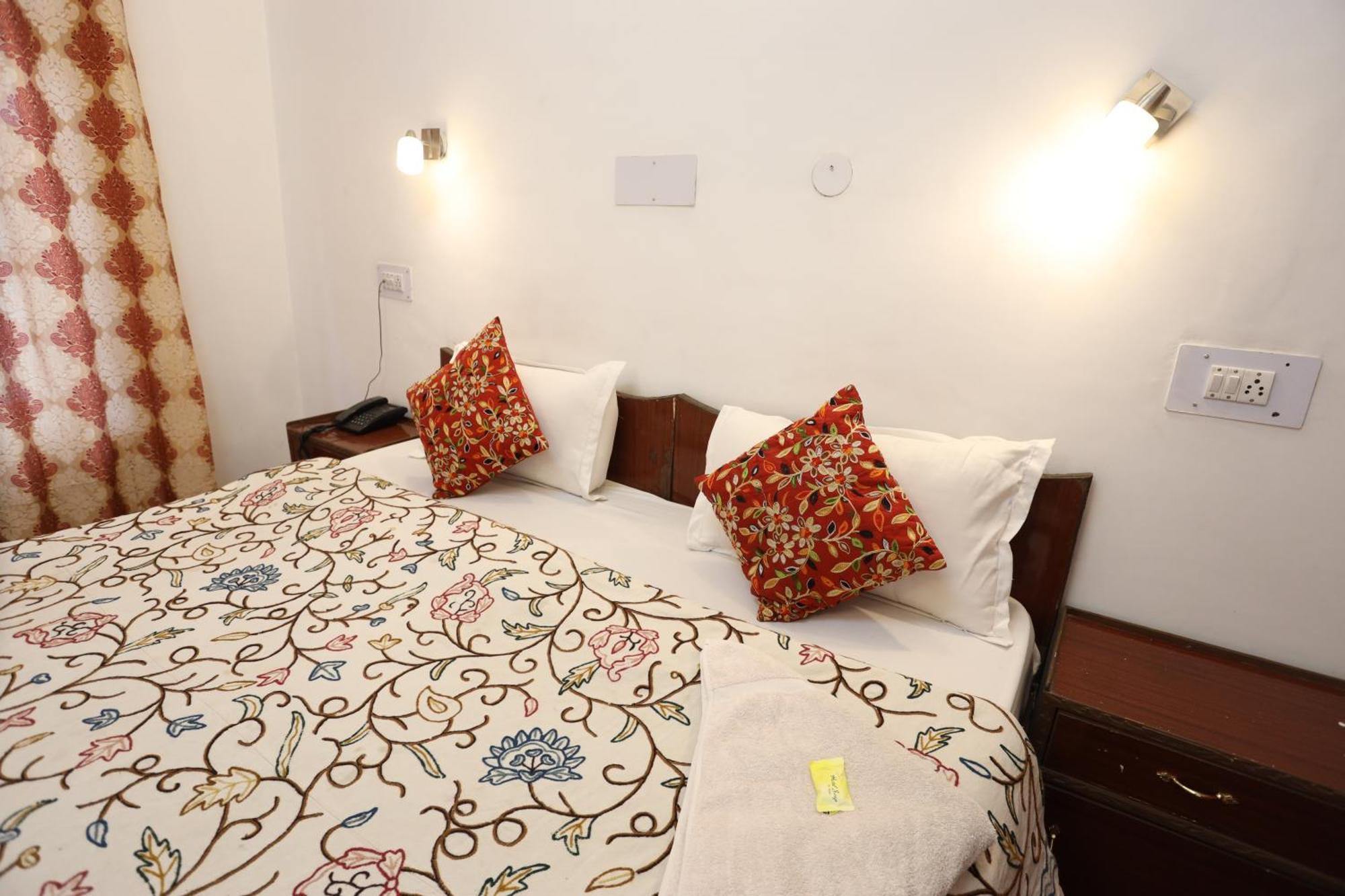 Hotel Jan Palace เลห์ ภายนอก รูปภาพ