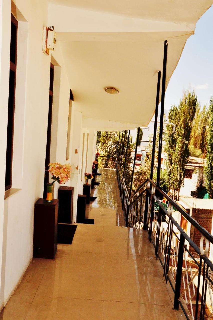 Hotel Jan Palace เลห์ ภายนอก รูปภาพ